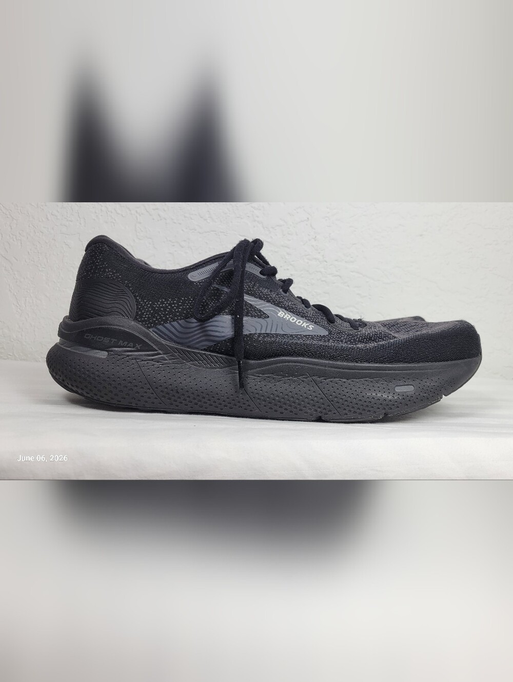 Brooks Men’s Black Athletic Running Shoe